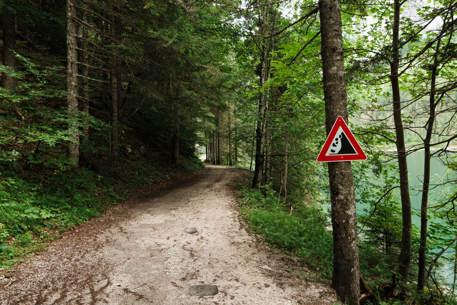 Прогулка вокруг озера